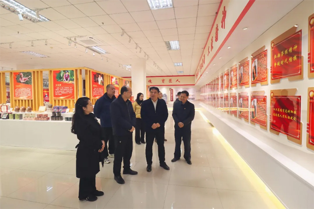 黨建帶工建 融合促發(fā)展丨市委市直機關(guān)工委與市總工會開展工作交流